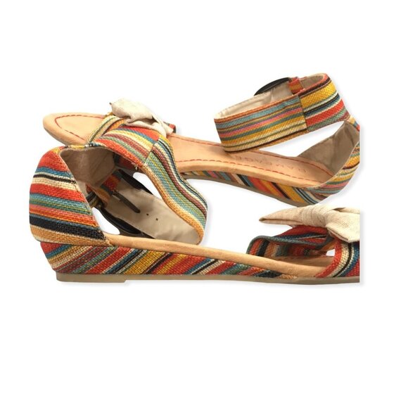 Rampage Low Wedge Sandal Size 9 Colorful Fabric Ankle Strap Darling - Picture 10 of 12